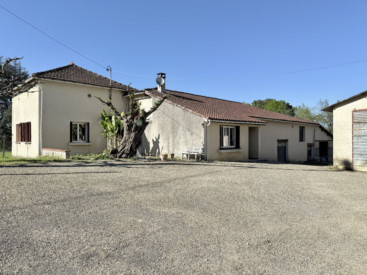 vente Maison et terrain Puycornet - Photo 1
