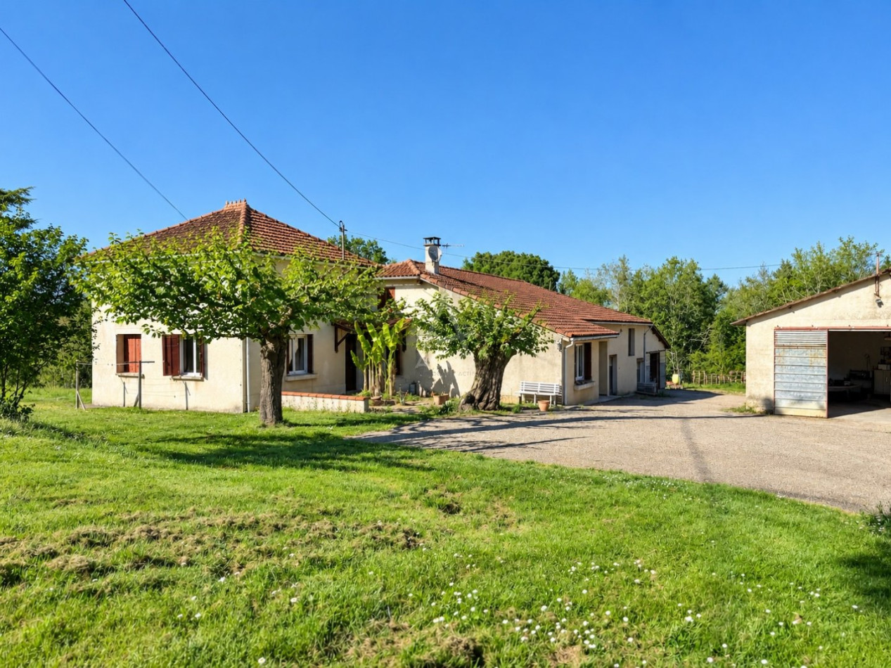 vente Maison et terrain Puycornet - Photo 1