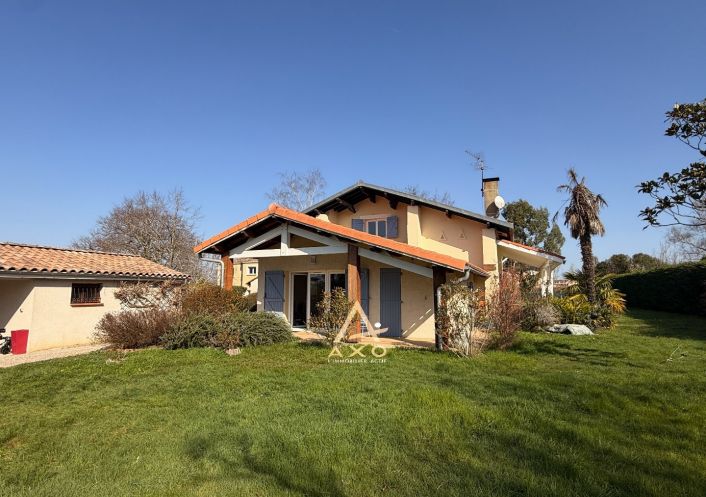 vente Maison et dépendances Saint-genies-bellevue