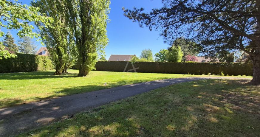 vente Terrain Le Mont Saint Adrien