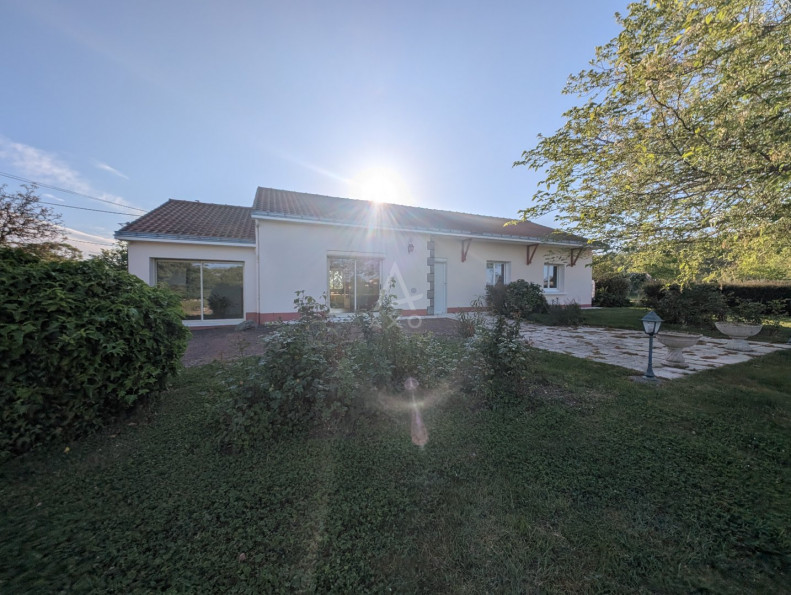 vente Pavillon Saint Germain Sur Moine - Photo 1