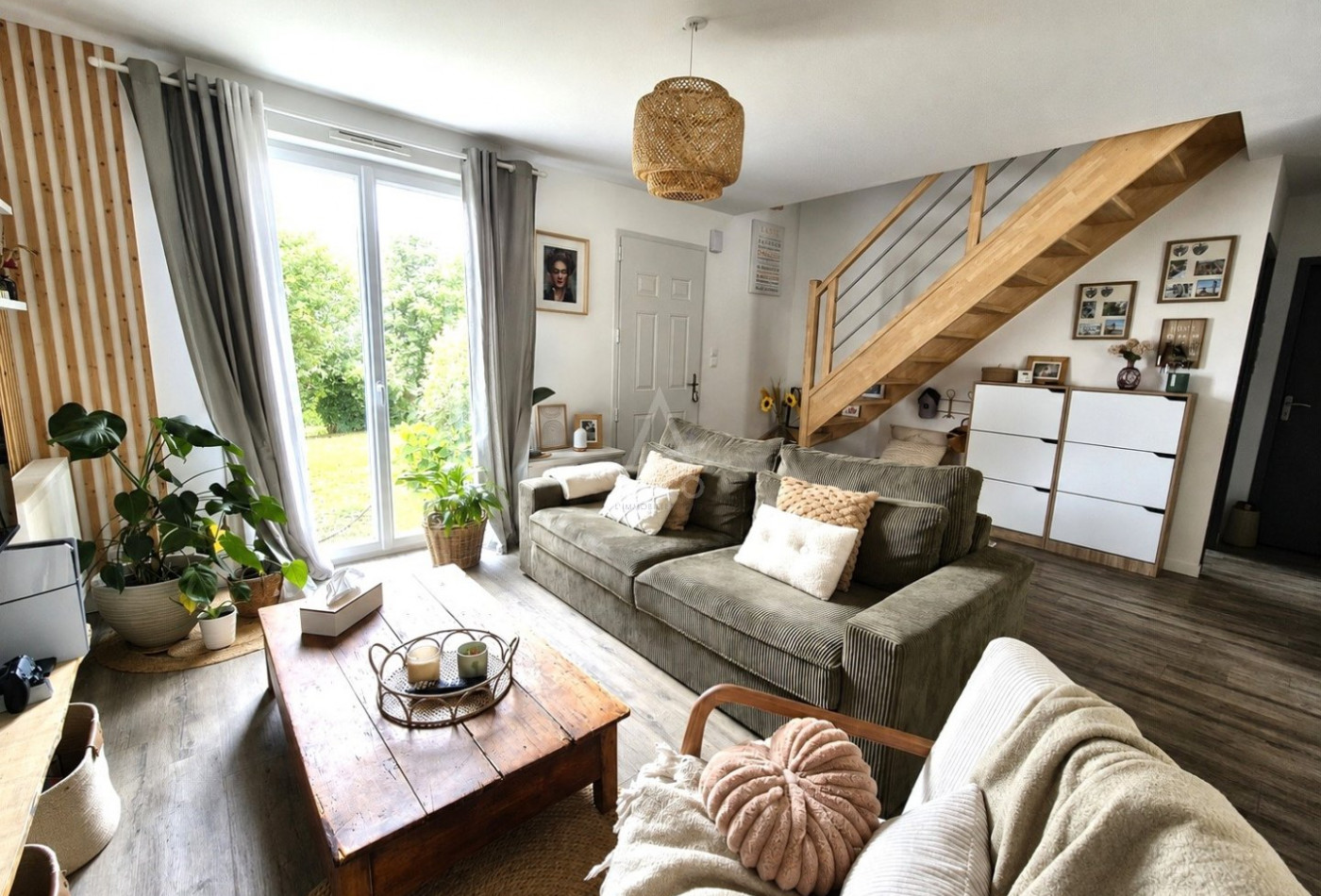 vente Maison La Chapelle Saint Laud - Photo 3