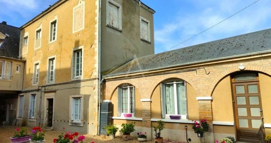 vente Immeuble de rapport La Fleche