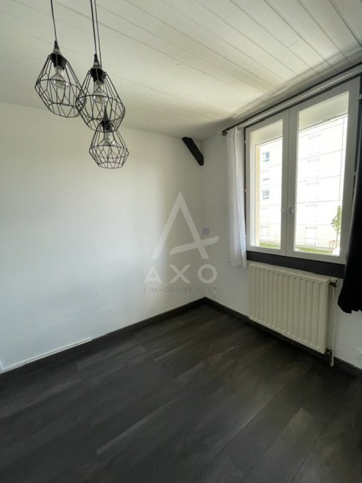 location Maison Ruelle Sur Touvre - Photo 11