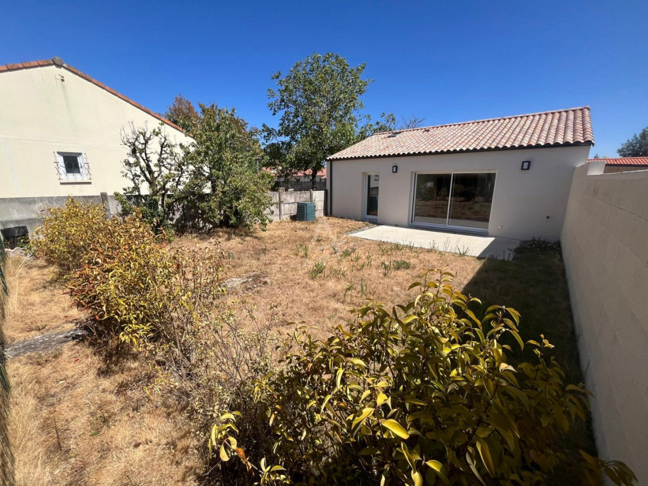 vente Maison Les Brouzils - Photo 11