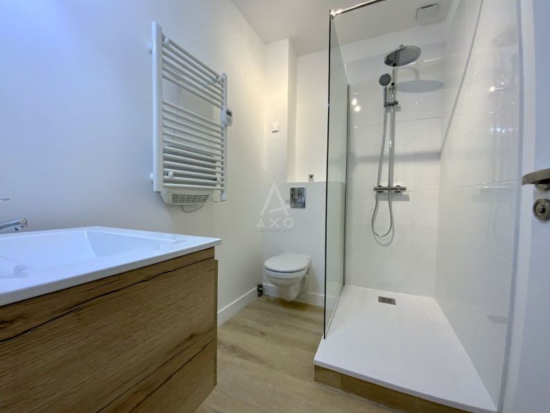 location Appartement rénové Nimes - Photo 6