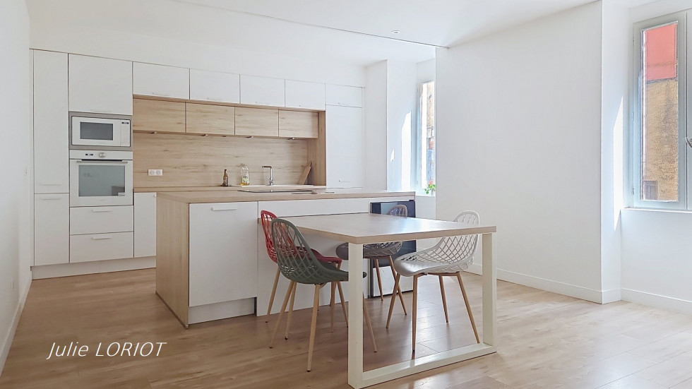 vente Maison de village Pouzolles - Photo 2