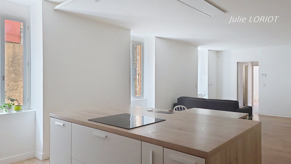 vente Maison de village Pouzolles - Photo 3