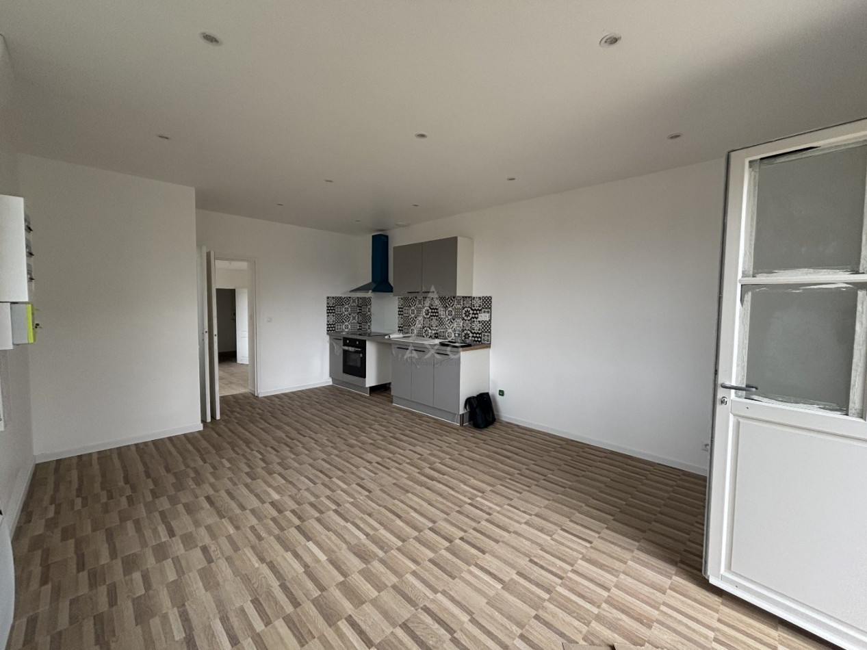 vente Immeuble de rapport Saint Denis D'anjou - Photo 3