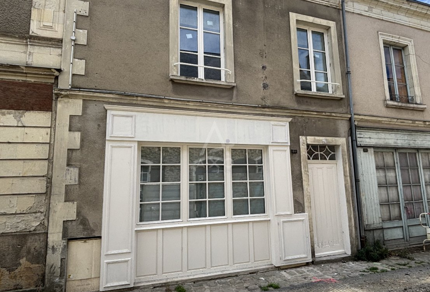 vente Immeuble de rapport Saint Denis D'anjou - Photo 1