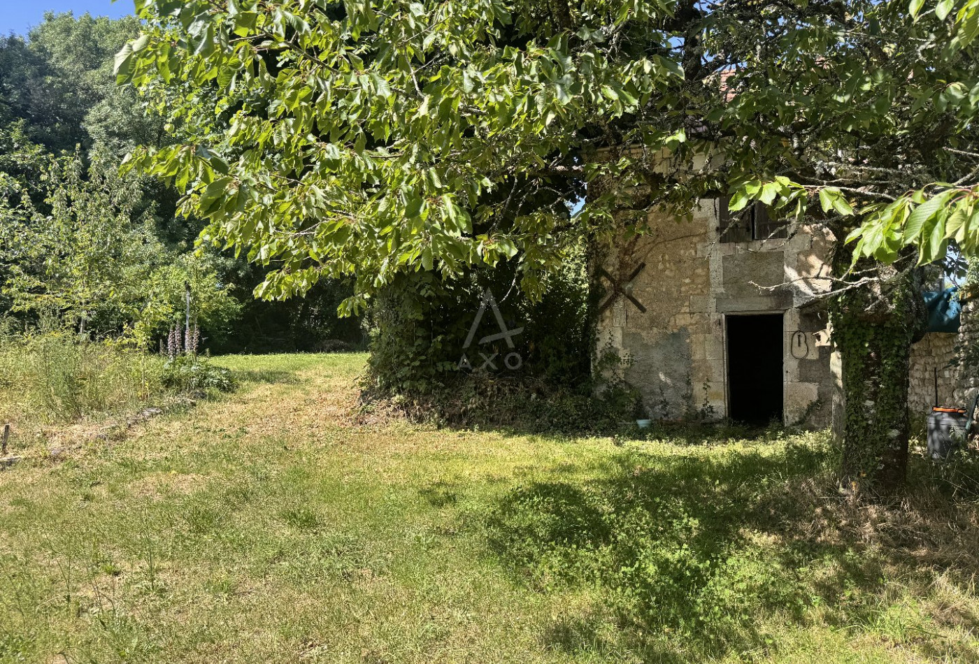 vente Maison à rénover Chadurie - Photo 2