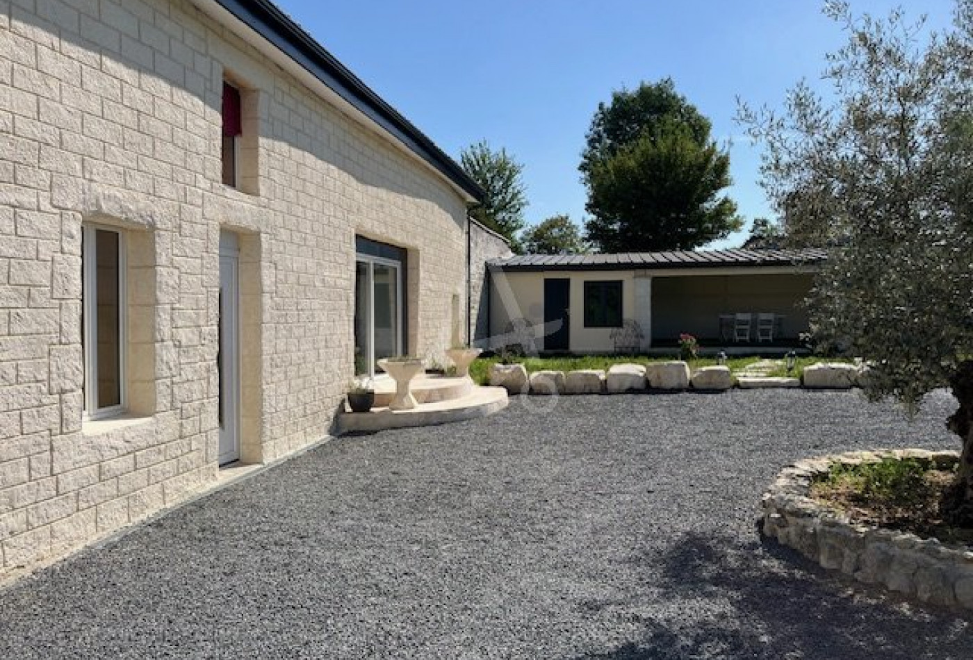 vente Maison de caractère Le Gond Pontouvre - Photo 3