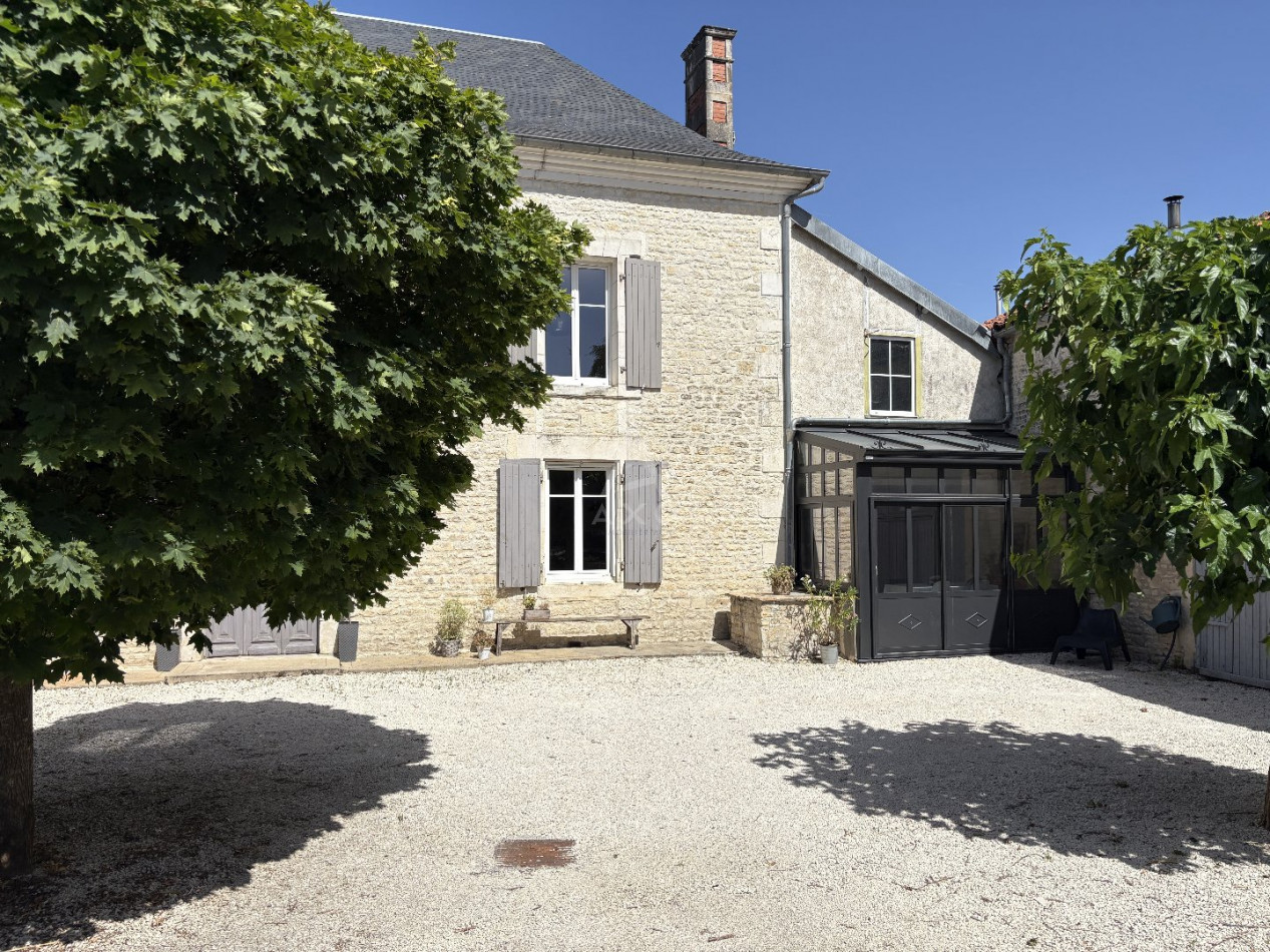 vente Maison bourgeoise Courcome - Photo 2