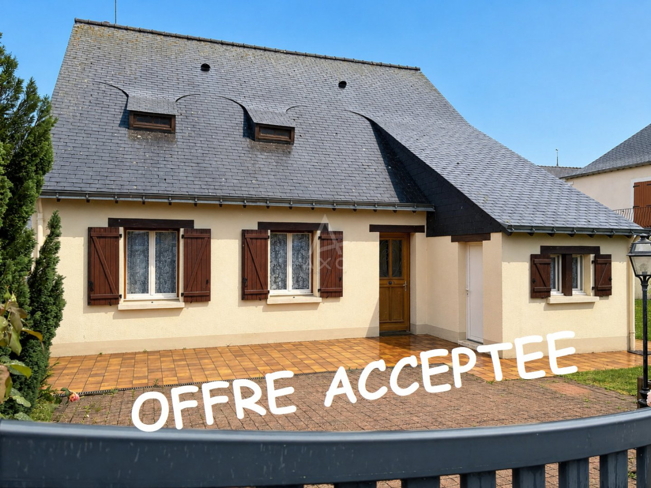 vente Maison Saint Denis D'anjou - Photo 1