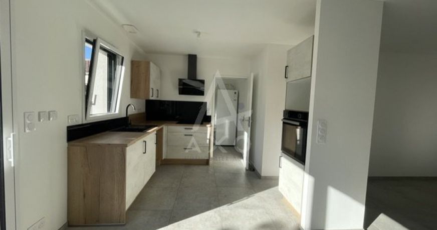 location Maison Montaigu-vendÉe