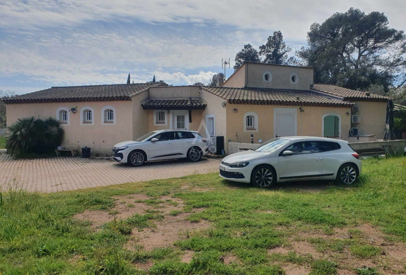 vente Villa d'architecte La Crau - Photo 3