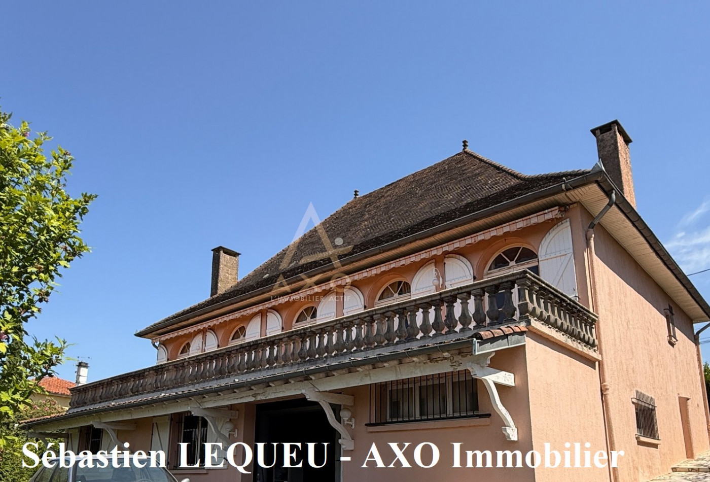 vente Maison bourgeoise Saint-genies-bellevue - Photo 1