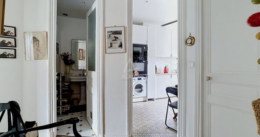 vente Appartement bourgeois Paris 18eme Arrondissement