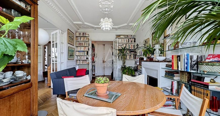 vente Appartement bourgeois Paris 18eme Arrondissement