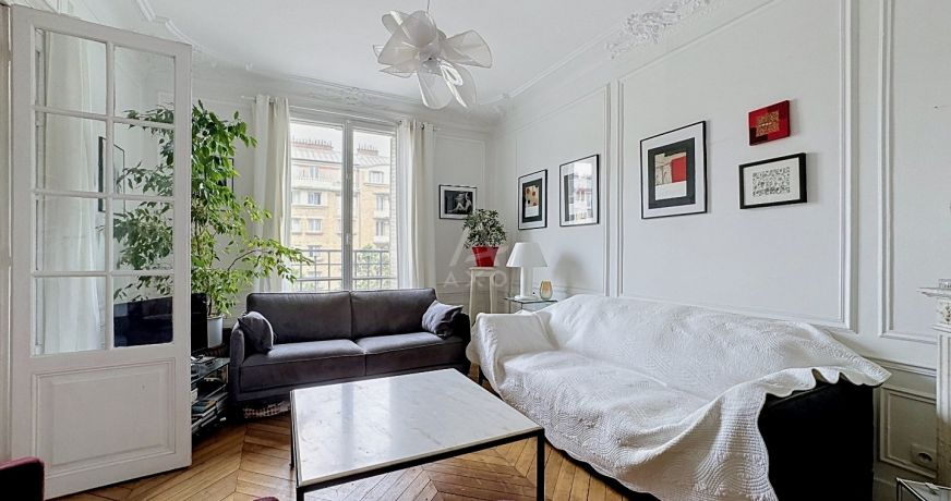 vente Appartement bourgeois Paris 18eme Arrondissement