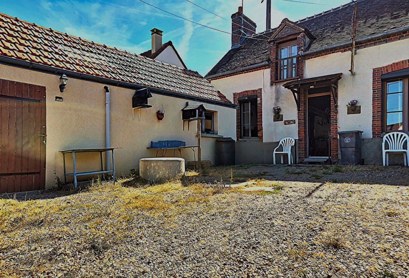 vente Maison de village Varennes Changy - Photo 1