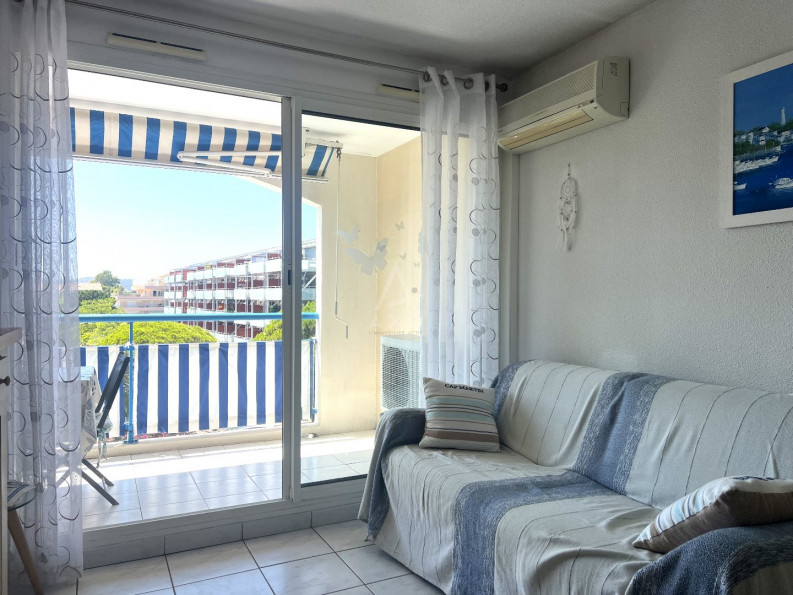 vente Appartement Le Lavandou - Photo 4