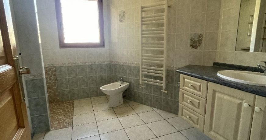 location Maison Montaigu-vendÉe