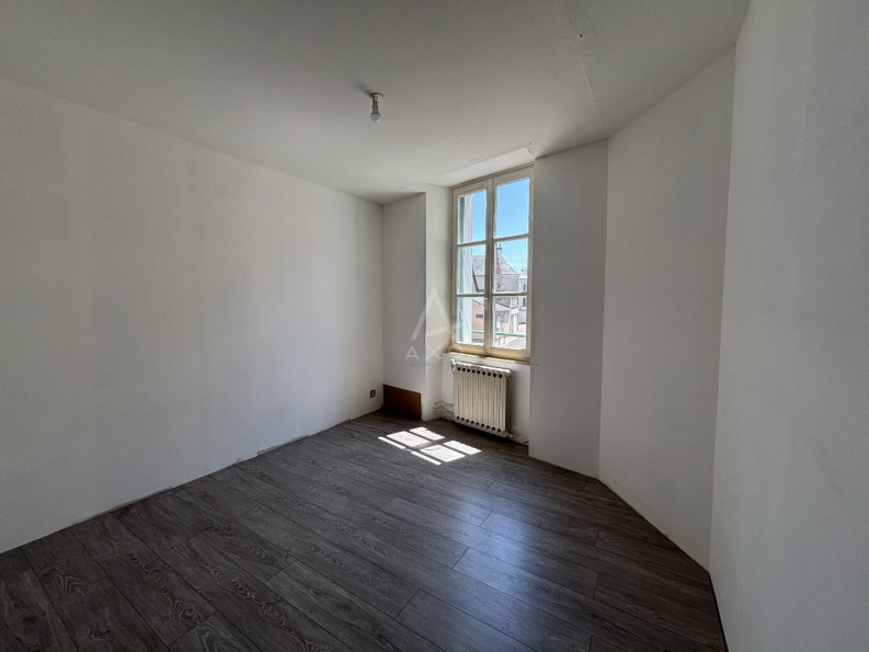 vente Maison Sable Sur Sarthe - Photo 8