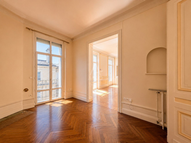 vente Appartement ancien Bordeaux - Photo 2