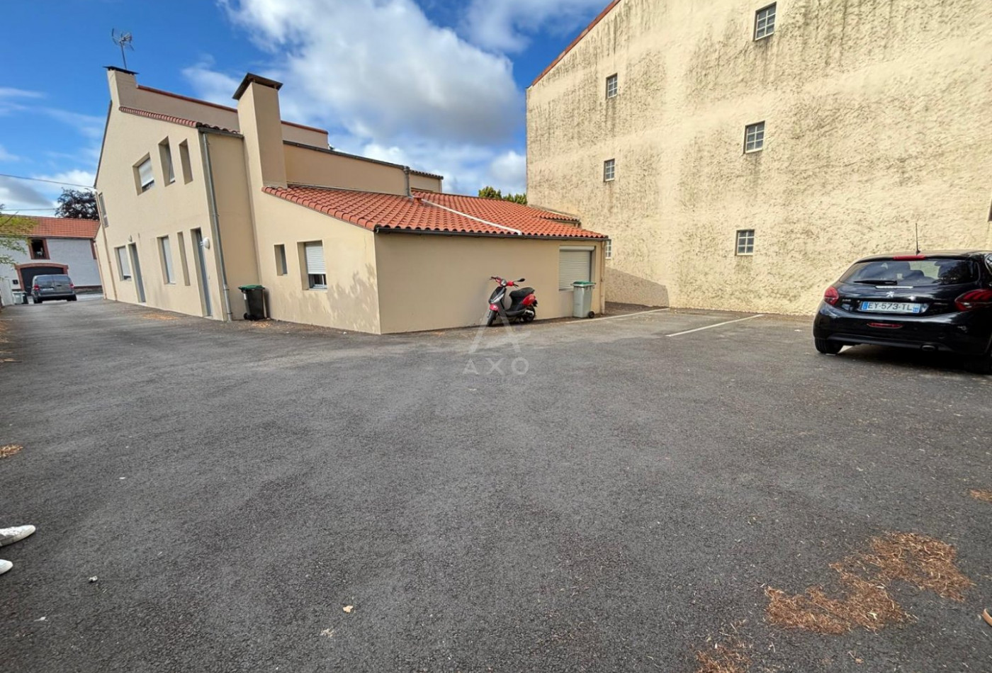 vente Immeuble Montaigu - Photo 1