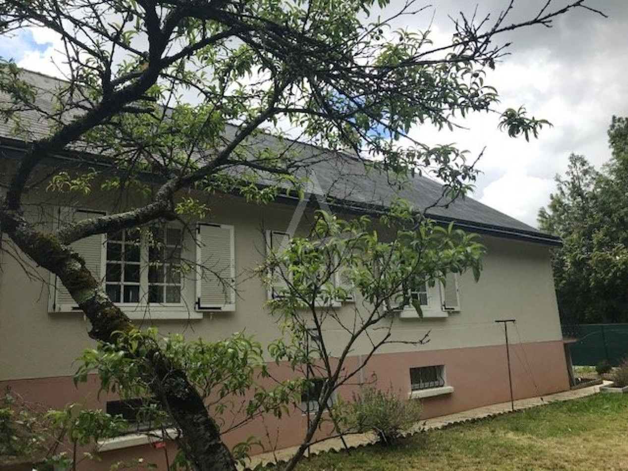 vente Maison Avrille - Photo 1