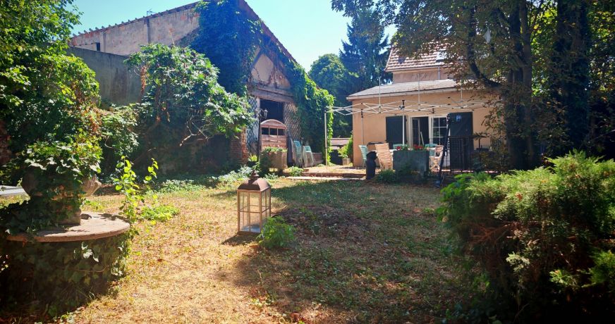vente Ensemble immobilier Bonneuil En France