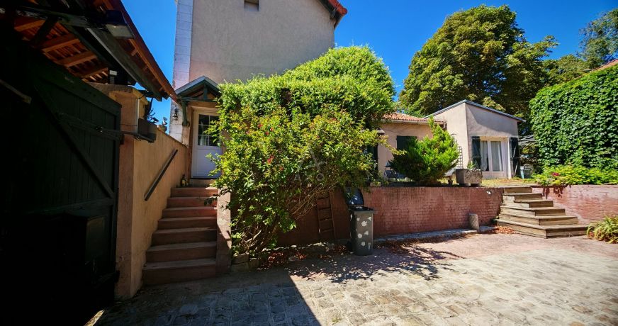 vente Ensemble immobilier Bonneuil En France
