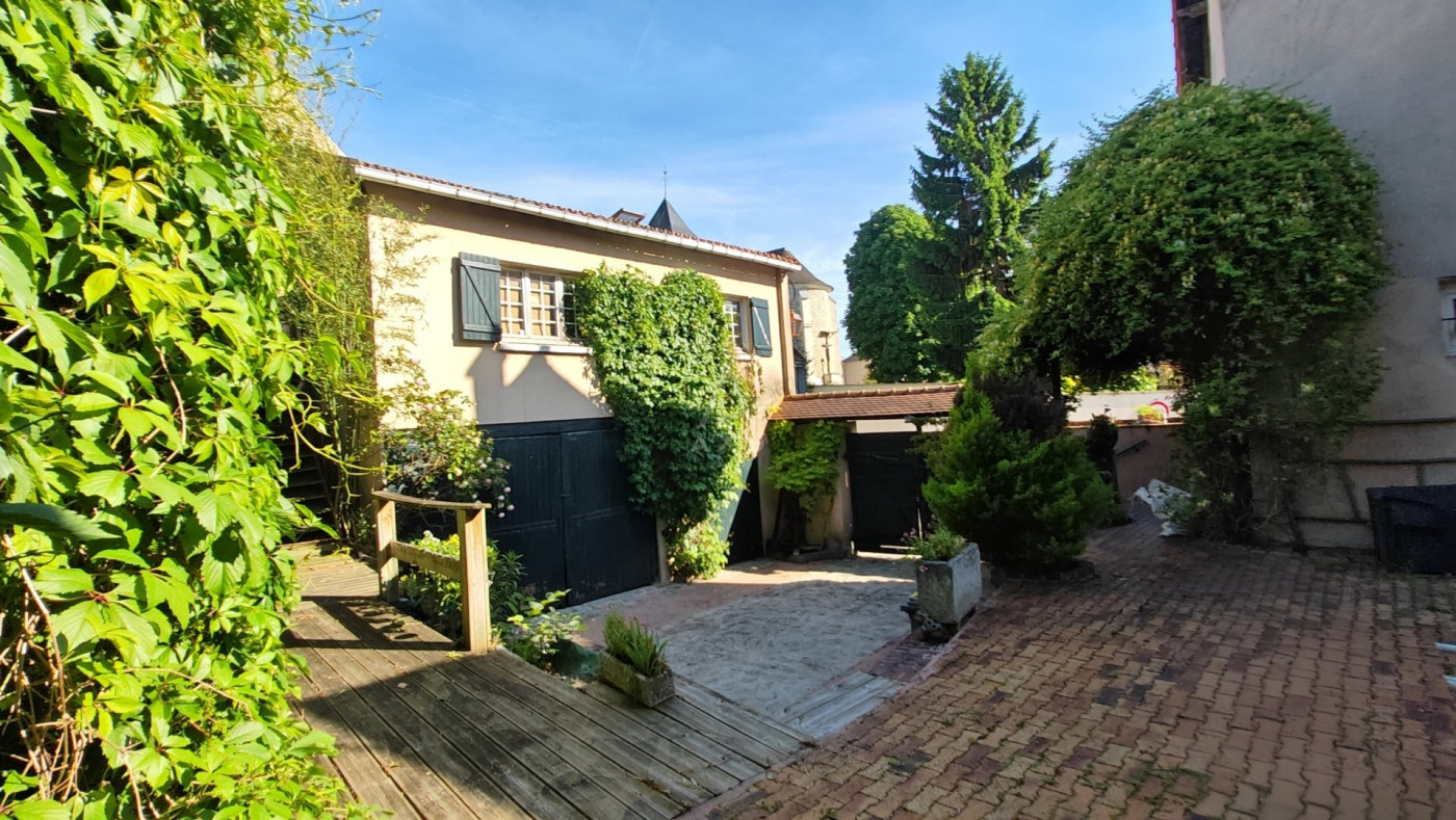 vente Ensemble immobilier Bonneuil En France - Photo 2