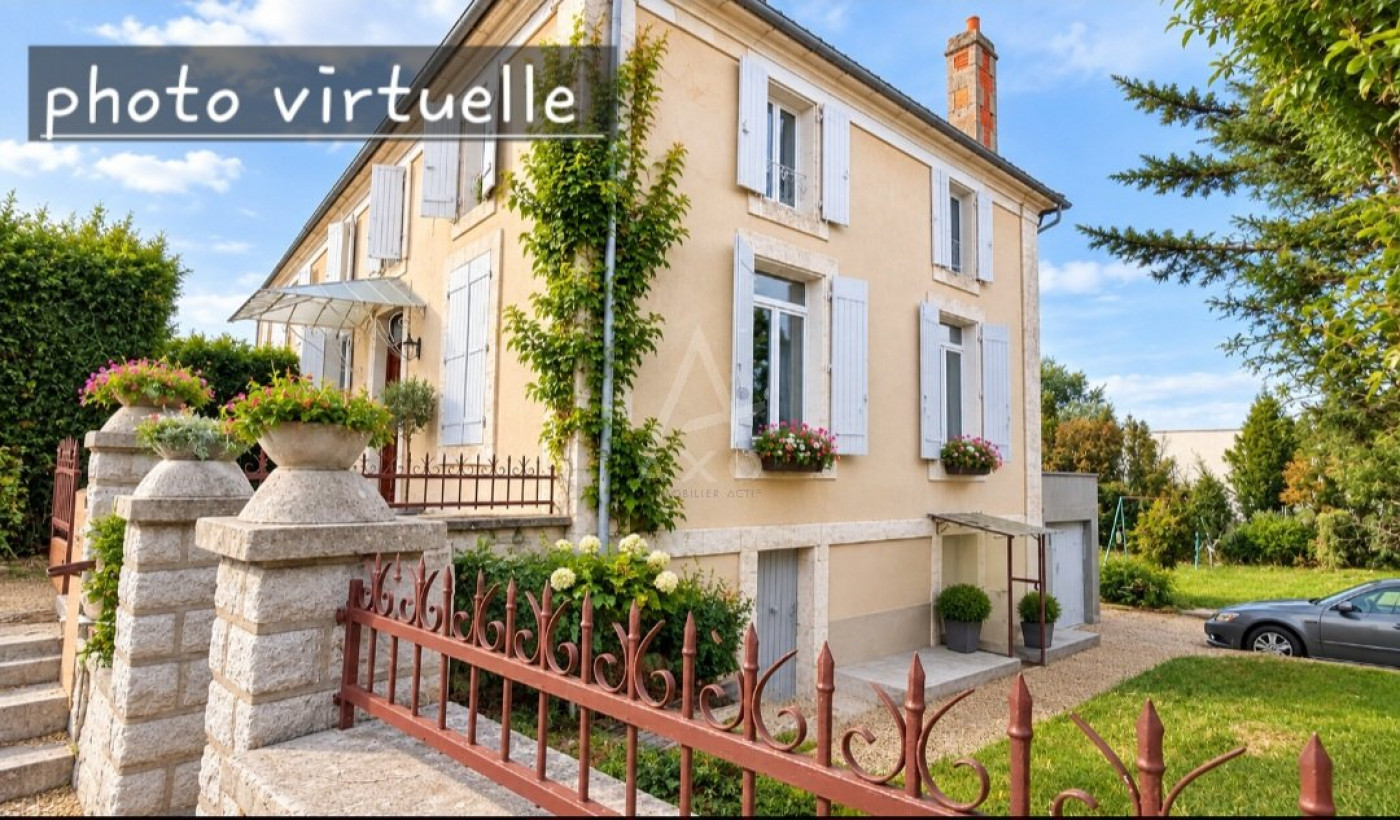 vente Maison Roumazieres Loubert - Photo 1