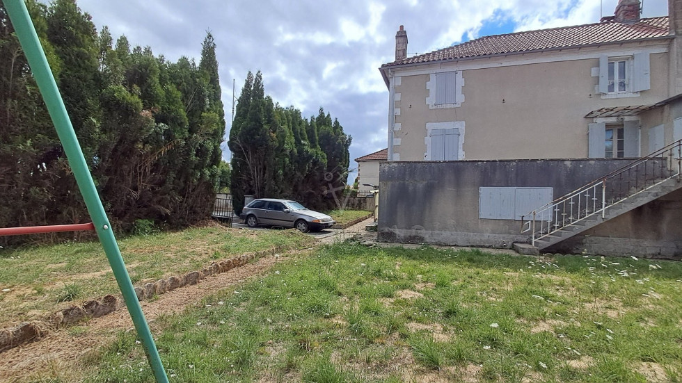 vente Maison Roumazieres Loubert - Photo 3