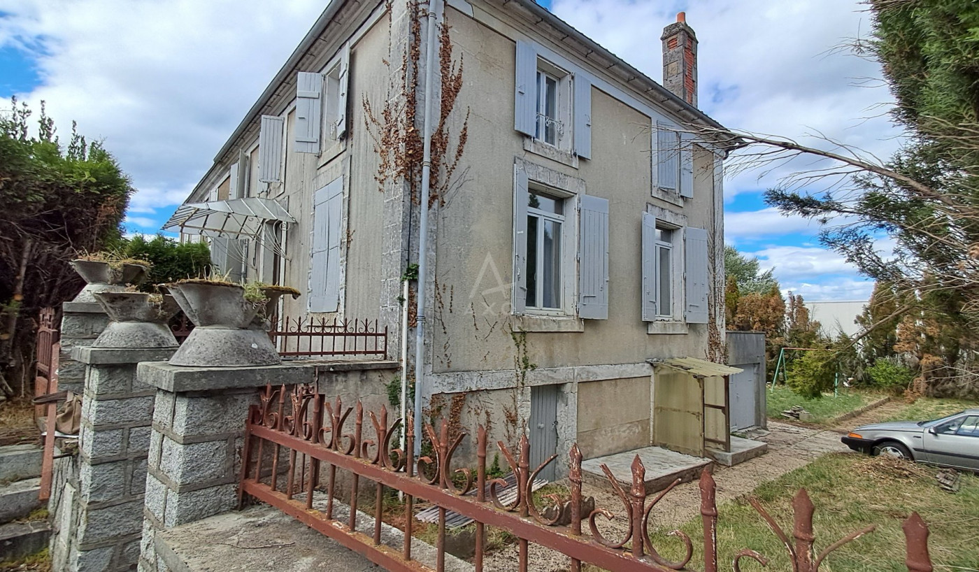 vente Maison Roumazieres Loubert - Photo 2