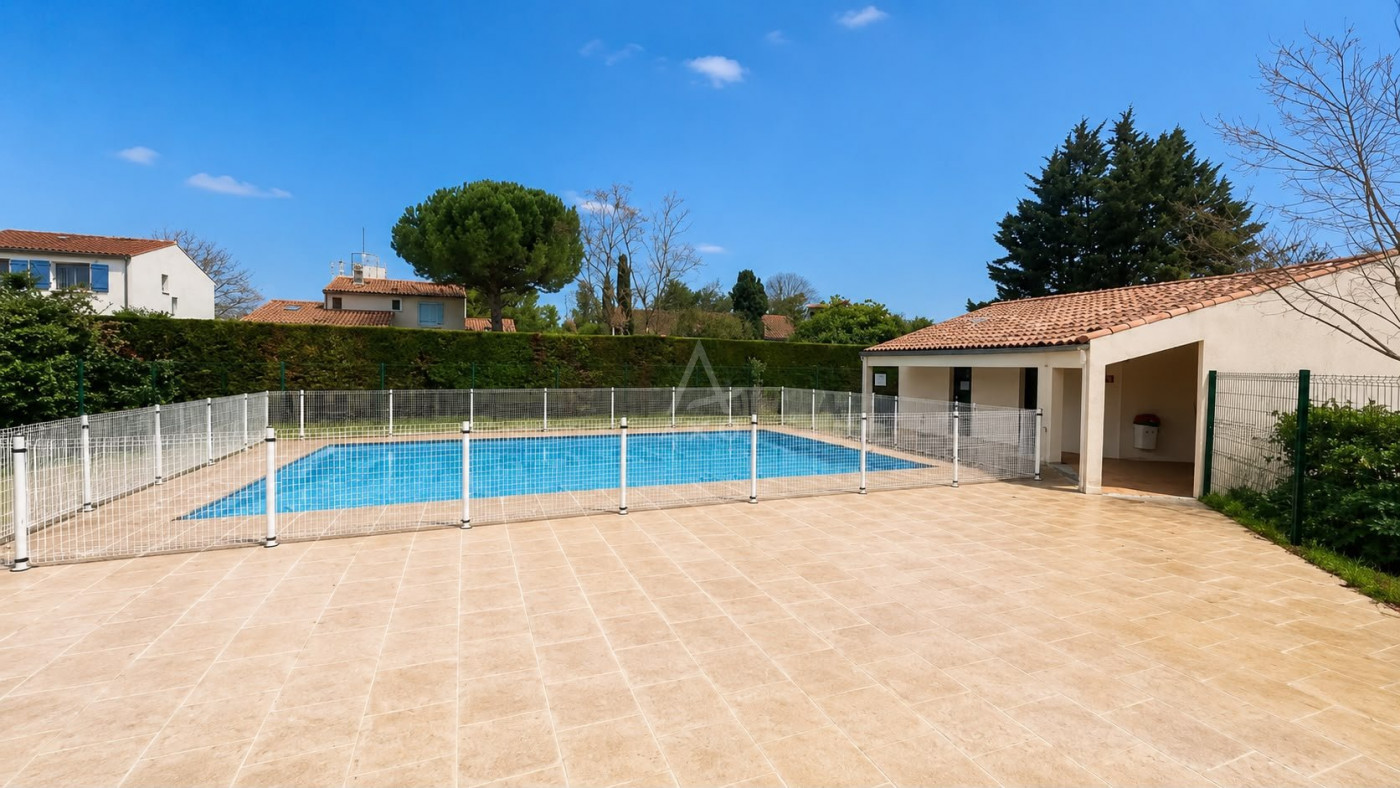 vente Appartement en résidence La Rochelle - Photo 3