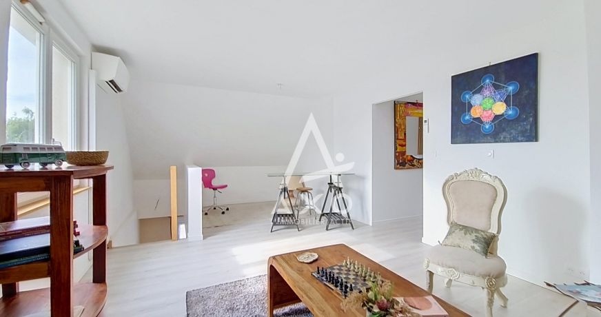 vente Maison Le Mont Saint Adrien