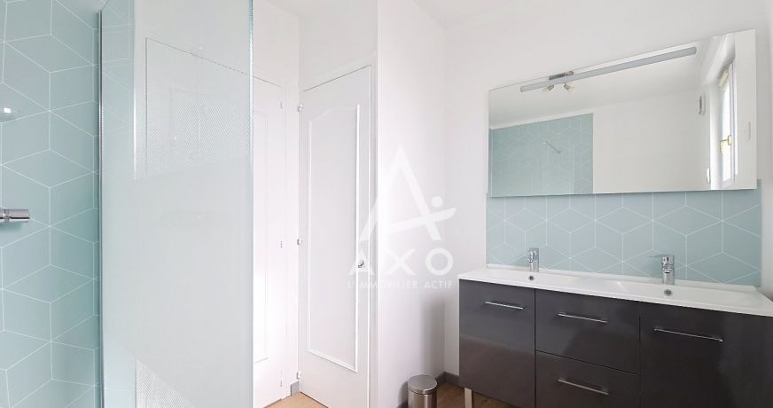 vente Maison Le Mont Saint Adrien