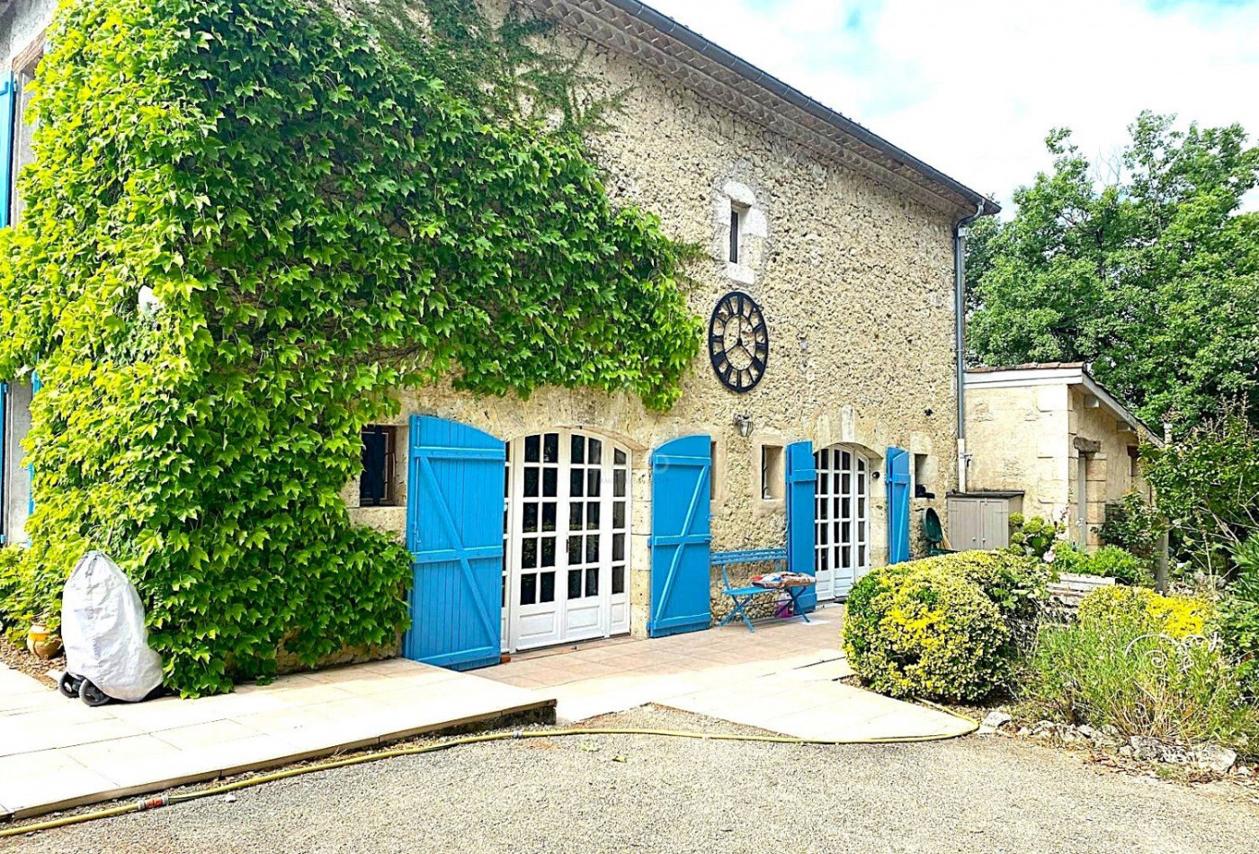 vente Maison en pierre Maubec - Photo 1