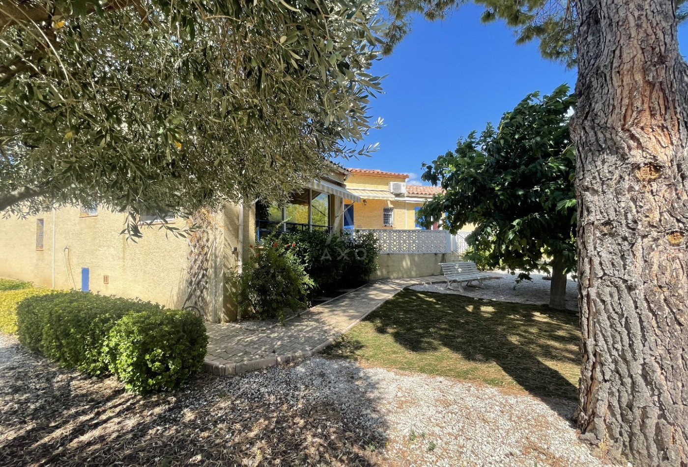 vente Villa Saint Felix De Lodez - Photo 1