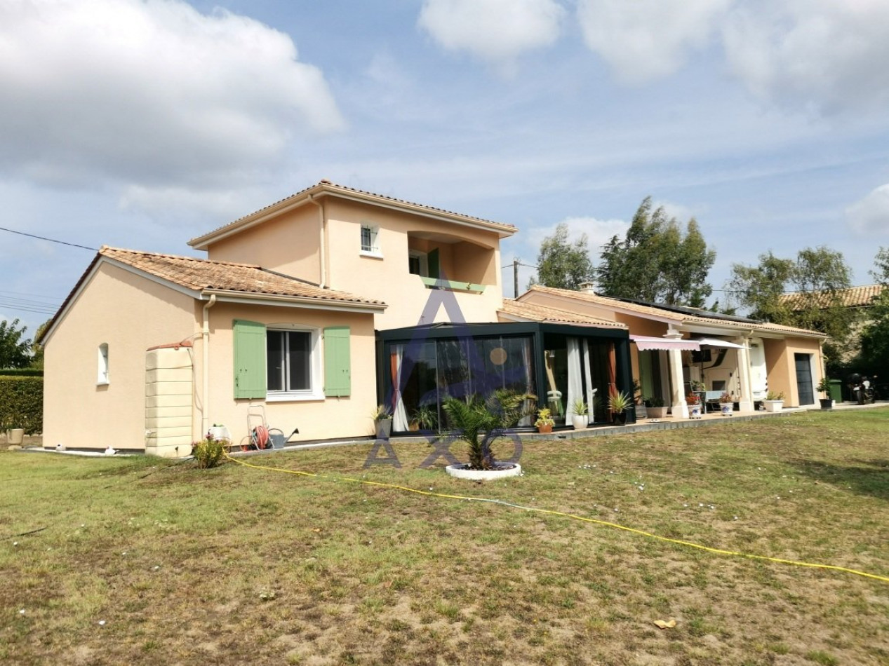 vente Maison contemporaine Villefranche De Lonchat - Photo 1