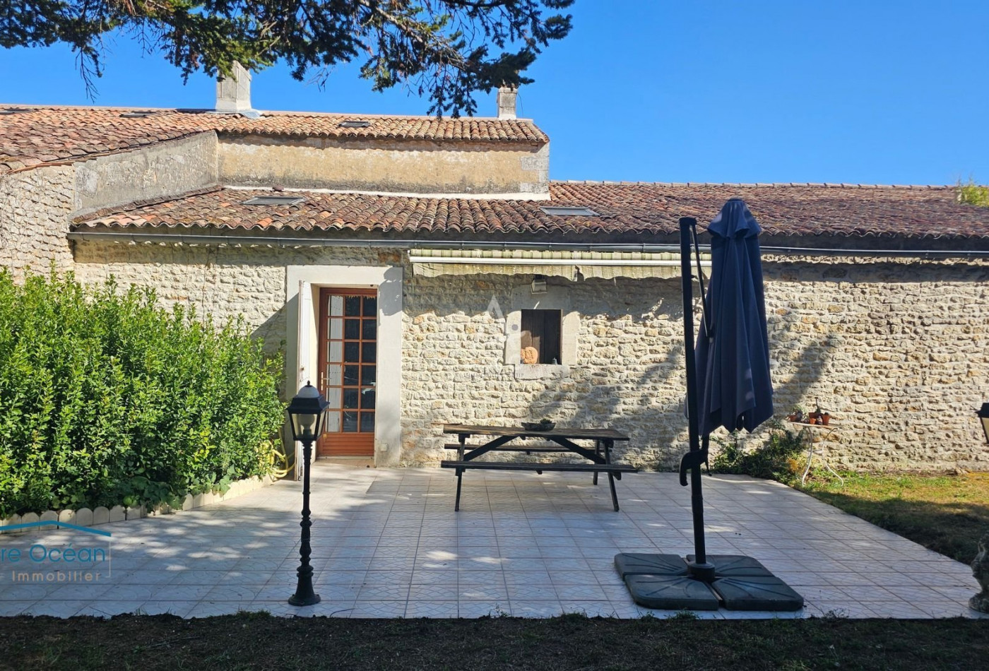 vente Maison Saint Romain De Benet - Photo 1