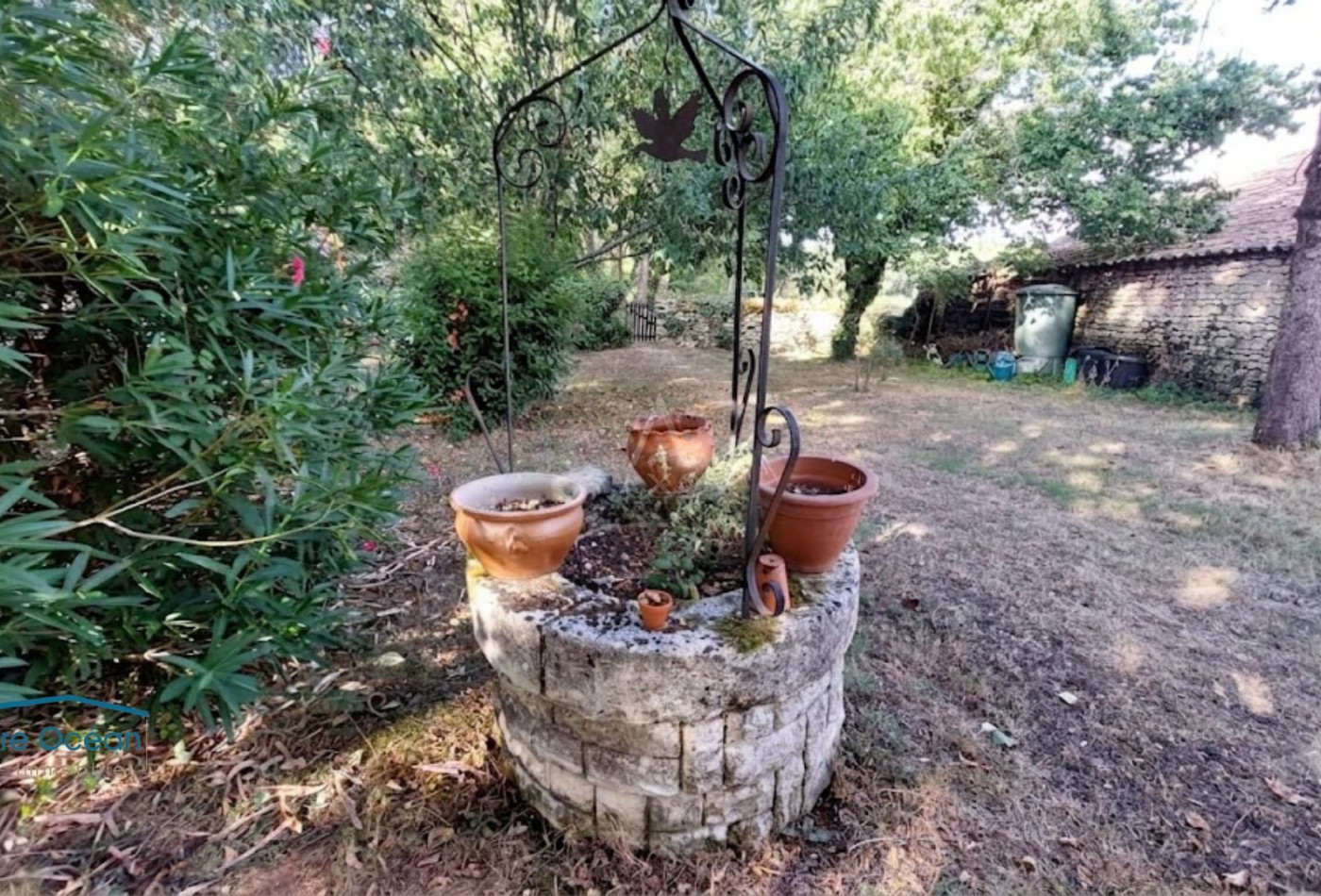 vente Maison Saint Romain De Benet - Photo 2