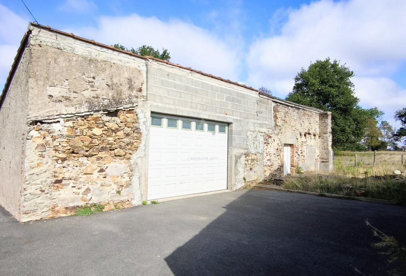 vente Garage Sevremoine - Photo 3