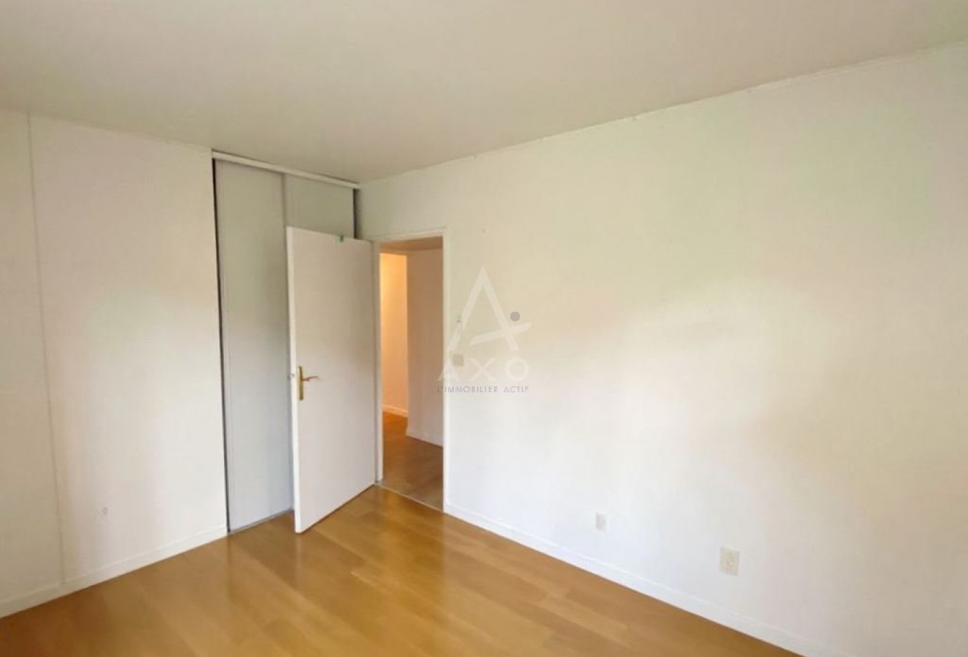 vente Appartement Suresnes - Photo 8
