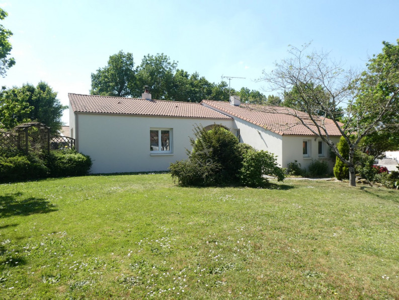 vente Maison La Bruffiere - Photo 1