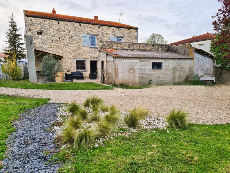 vente Maison Angliers - Photo 1