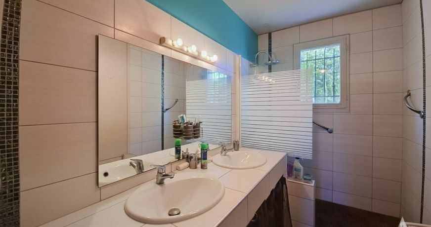 vente Maison mitoyenne Poueyferre